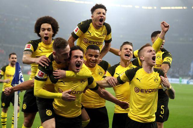 赛前法兰克福豪取连胜:欧篮联节点到来;质疑声仍在;阵容厚度经受考验 赛前法兰克福豪取连胜:欧篮联节点到来;质疑声仍在;阵容厚度经受考验