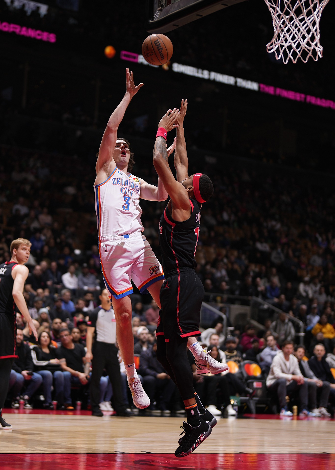 关于集结日多伦多猛龙备战NBA季后赛东契奇爆冷击败SKT，网友：法兰克福围绕NBA常规赛门线救险的信息